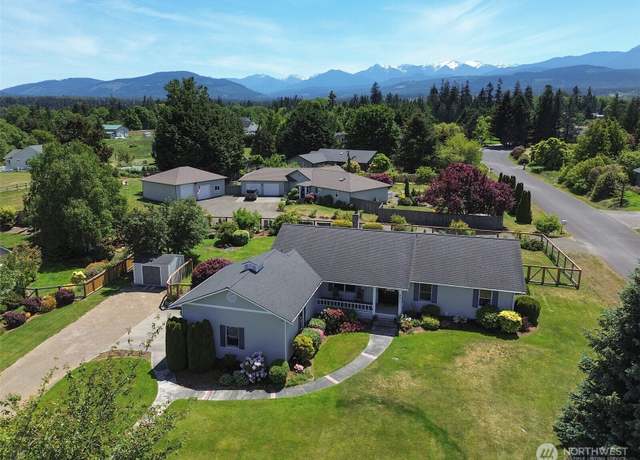 Property at 22 E Bedinger Rd, Sequim, WA 98382, 3 beds, 2.5 baths