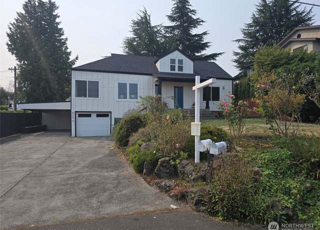 Property at 8739 S 113th St, Seattle, WA 98178, 3 beds, 2 baths