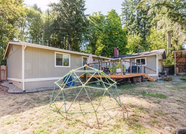 Property at 13977 Blackberry Ln NE, Poulsbo, WA 98370, 3 beds, 2 baths