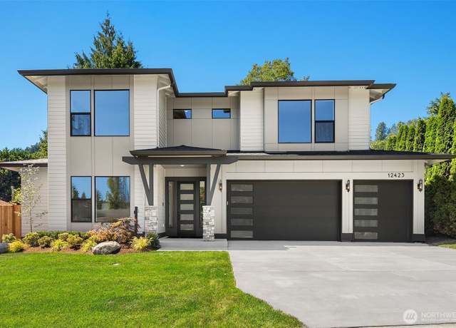 Property at 12423 94th Ave NE, Kirkland, WA 98034, 5 beds, 4.5 baths