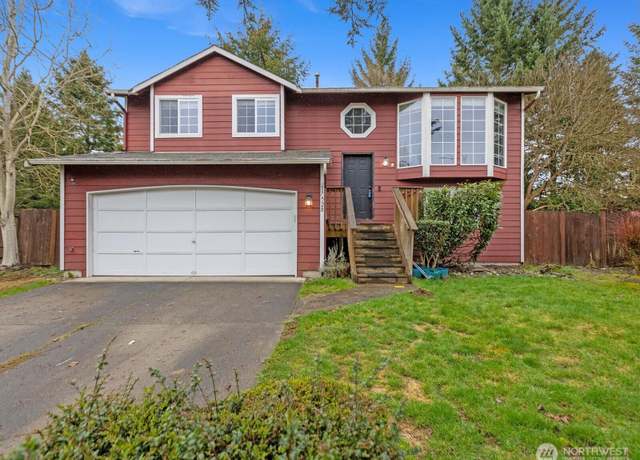 Property at 17528 Mountain View Rd SE, Monroe, WA 98272, 4 beds, 3 baths