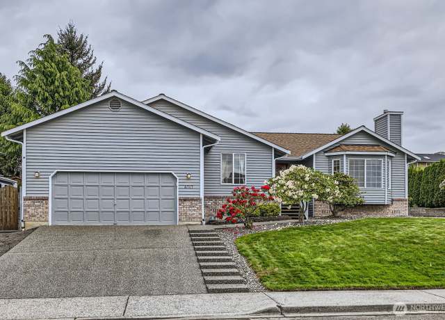 Property at 6717 74th Dr NE, Marysville, WA 98270, 3 beds, 2 baths