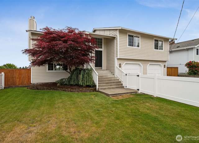 Property at 4019 N Vassault St, Tacoma, WA 98407, 4 beds, 3 baths