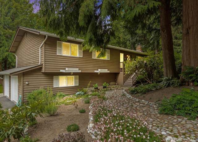 Property at 5204 136th St SW, Edmonds, WA 98026, 6 beds, 3 baths
