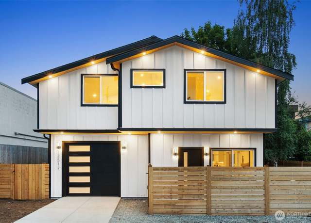 Property at 12517 Phinney Ave N, Seattle, WA 98133, 3 beds, 2.5 baths
