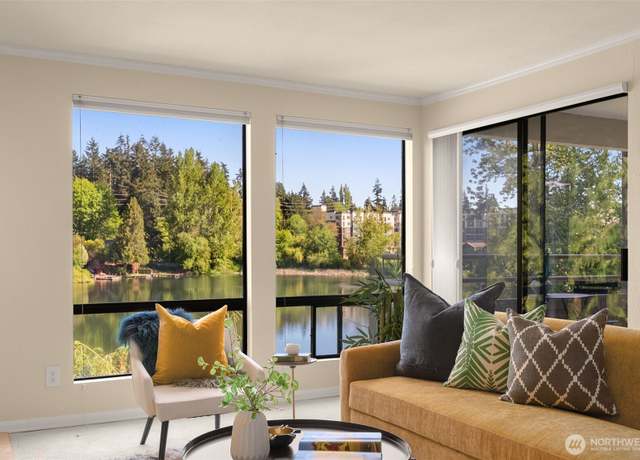 Property at 19528 Echo Lake Pl N Unit B302, Shoreline, WA 98133, 2 beds, 1 bath
