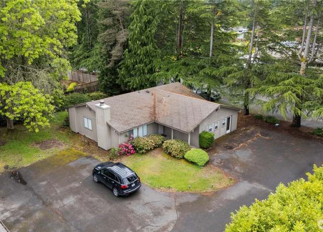 Property at 13849 SE 10th St, Bellevue, WA 98005, 2 beds, 2 baths