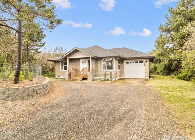 Property at 449 Yorkmar St SW, Ocean Shores, WA 98569, 2 beds, 2 baths