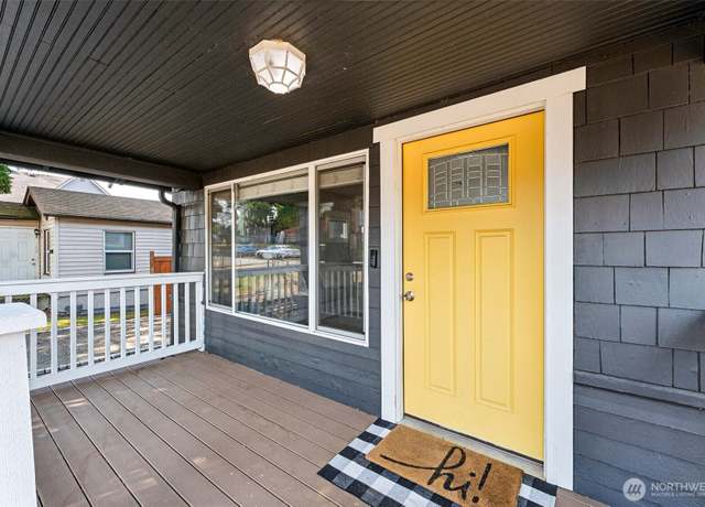 Property at 8052 S Thompson Ave, Tacoma, WA 98408, 3 beds, 1 bath