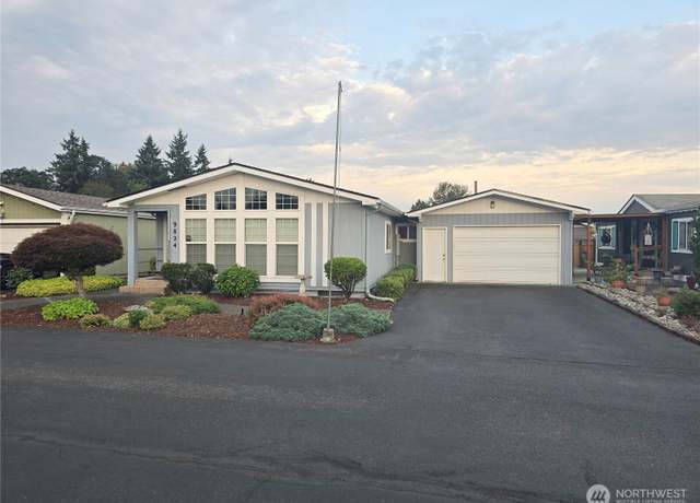 Property at 9824 Asotin St S, Tacoma, WA 98444, 2 beds, 2 baths
