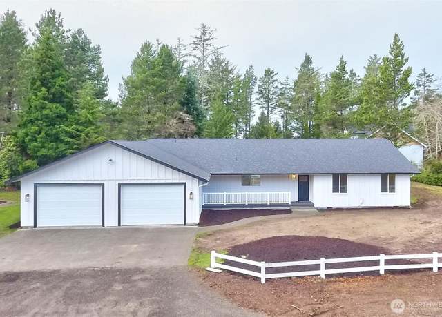 Property at 30509 O Pl, Ocean Park, WA 98640, 4 beds, 2.5 baths