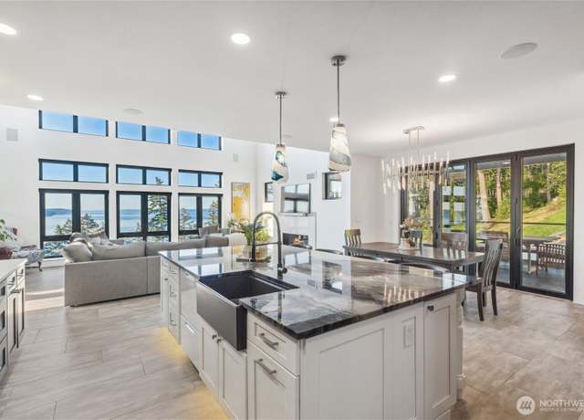 Property at 1423 Sergios View Ln, Oak Harbor, WA 98277, 3 beds, 4 baths