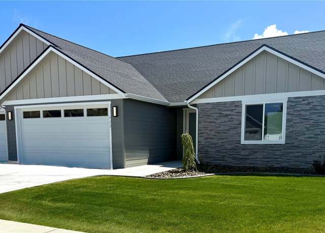 Property at 922 NE Tyler Pl, East Wenatchee, WA 98802, 3 beds, 2 baths