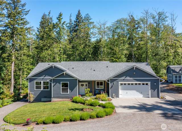 Property at 1018 Kringler Rd, Oak Harbor, WA 98277, 3 beds, 2.5 baths