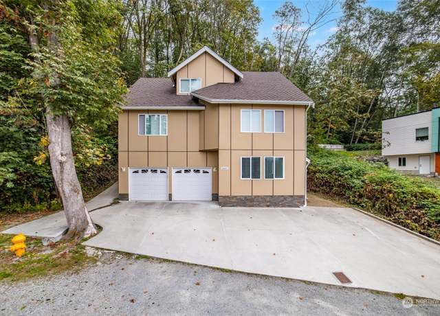 Property at 4432 23rd Ave SW, Seattle, WA 98106, 7 beds, 5 baths