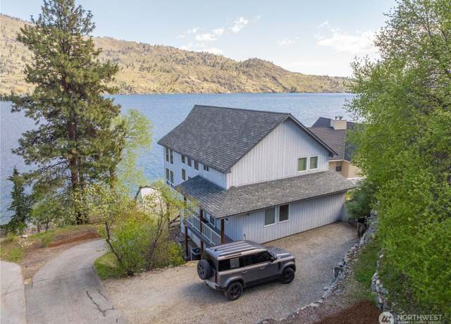 Property at 37 Driftwood Ln, Chelan, WA 98816, 2 beds, 2.5 baths
