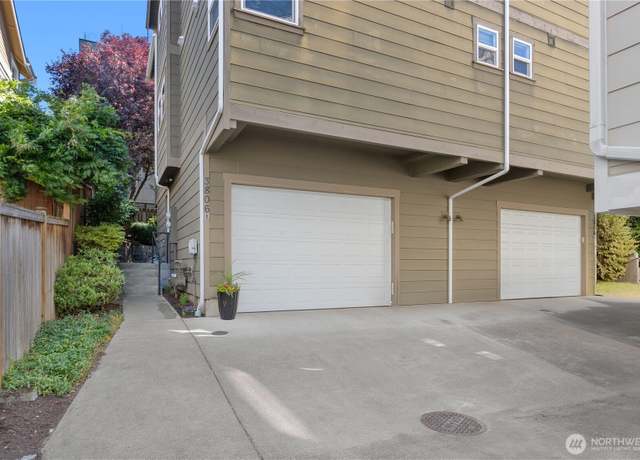 Property at 3806 Interlake Ave N Unit B, Seattle, WA 98103, 3 beds, 3.5 baths