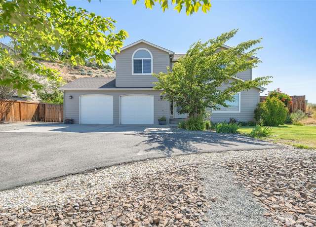 Property at 1243 Wheatridge Dr, East Wenatchee, WA 98802, 4 beds, 2.5 baths