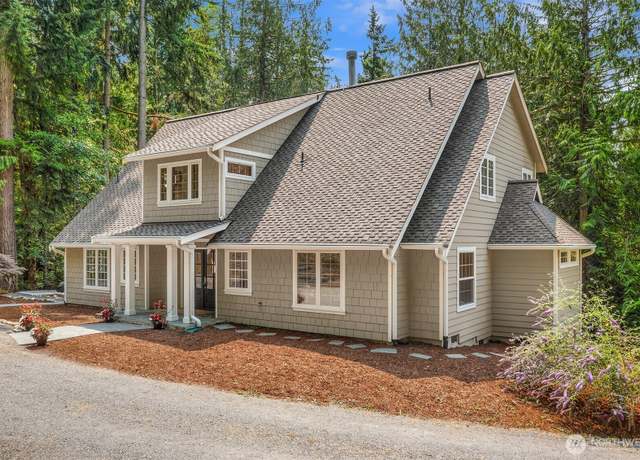 Property at 13310 SW Madrona Rd, Vashon, WA 98070, 3 beds, 2.5 baths