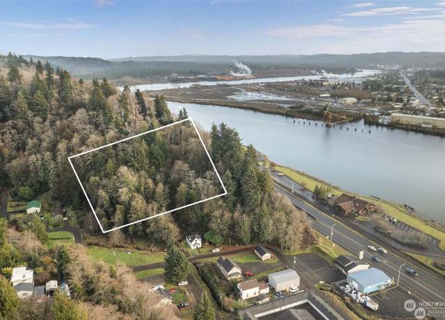 Property at 1409 Summit St, Aberdeen, WA 98557