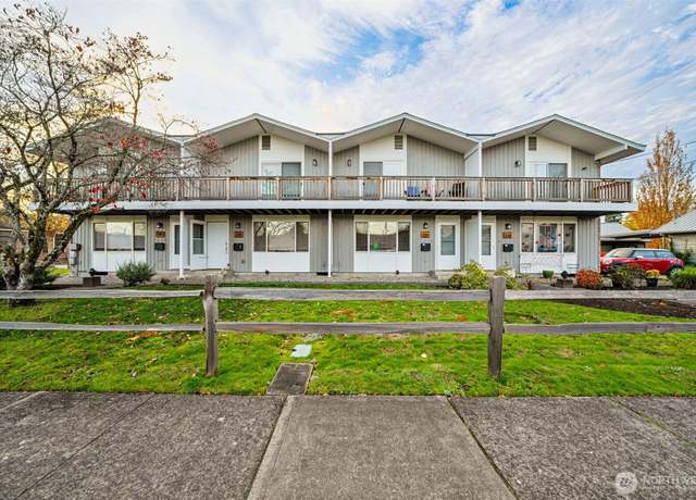 Property at 334 340 4th St SW, Puyallup, WA 98371, 8 beds, 4 baths