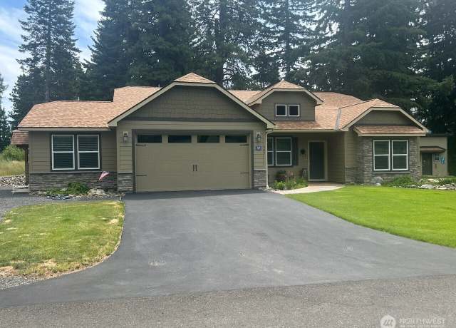 Property at 305 Hermitage Dr, Cle Elum, WA 98922, 3 beds, 2 baths