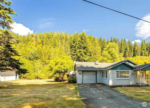 Property at 677 Silverbrook Rd, Randle, WA 98377, 3 beds, 2 baths