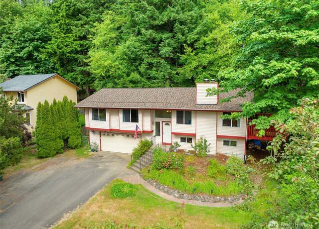 Property at 5159 Country Club Way SE, Port Orchard, WA 98367, 3 beds, 3 baths