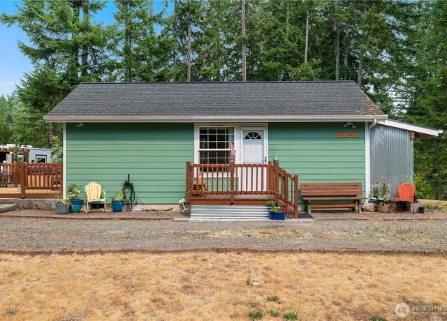 Property at 40 N Tebo Pl, Hoodsport, WA 98548, 1 bed, 1 bath