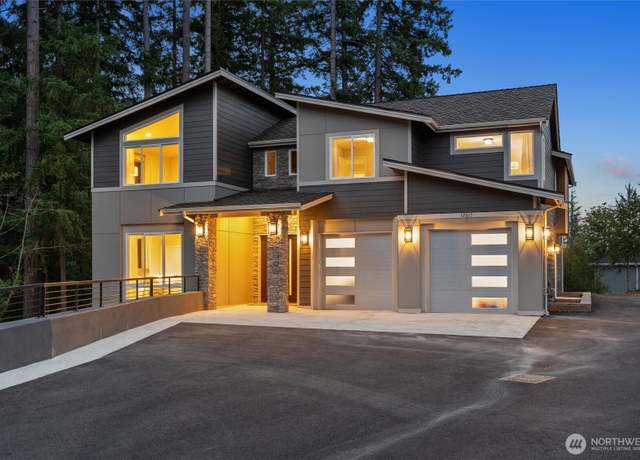 Property at 12015 SE 81st Ln, Newcastle, WA 98056, 6 beds, 4 baths