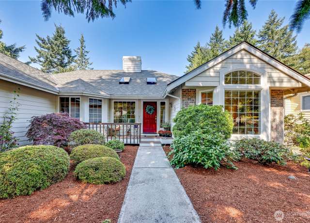 Property at 40 Fairwind Ct, Port Ludlow, WA 98365, 5 beds, 3 baths