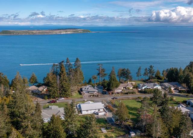 Property at 730 Madrona Way, Sequim, WA 98382, 3 beds, 3 baths