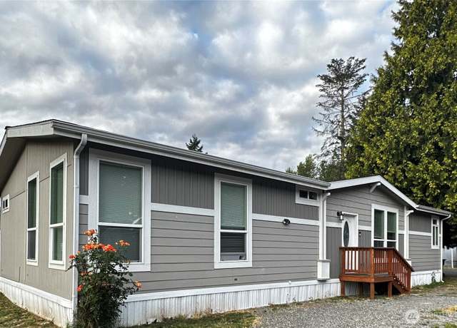 Property at 1720 Maple Ln #33, Kent, WA 98031, 3 beds, 2 baths