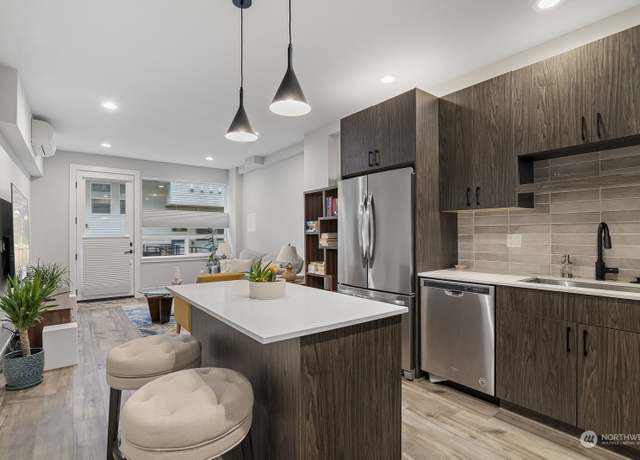 Property at 1620 S Lane Unit E, Seattle, WA 98144, 2 beds, 2.5 baths