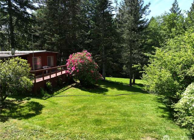 Property at 132 Claudine Ct, Kelso, WA 98626, 3 beds, 1 bath