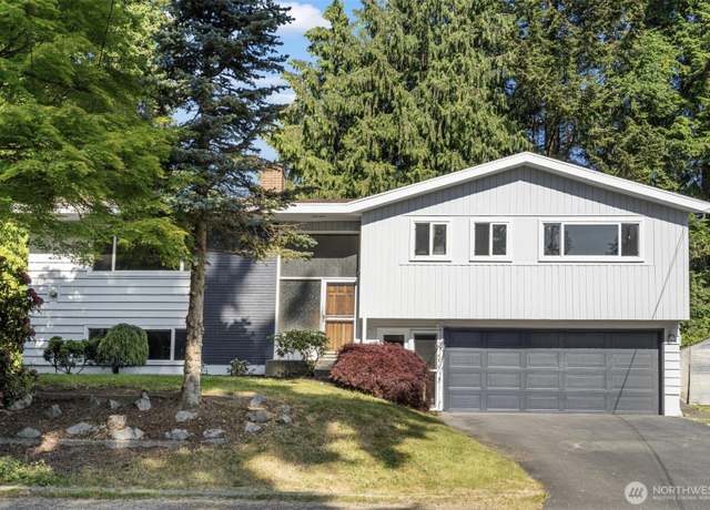 Property at 22109 93 Pl W, Edmonds, WA 98020, 3 beds, 3 baths