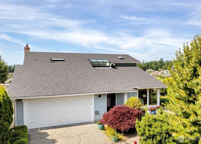 Property at 14007 65th Pl W, Edmonds, WA 98026, 4 beds, 2.5 baths