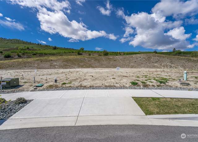 Property at 150 Loretta Ln, Chelan, WA 98816