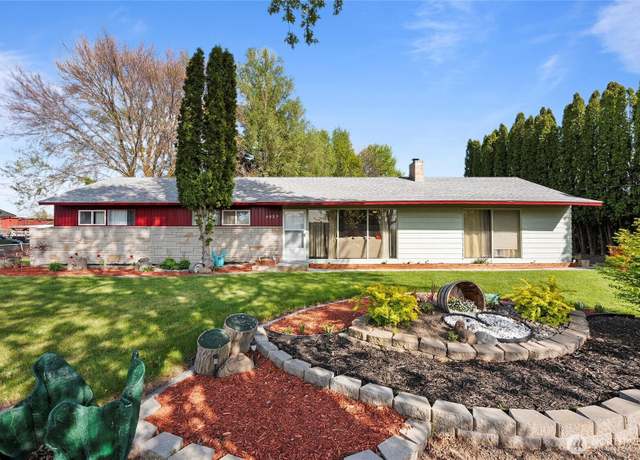Property at 4059 Dunn St NE, Moses Lake, WA 98837, 3 beds, 2 baths