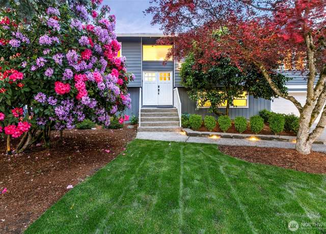 Property at 15516 NE 54th Pl, Redmond, WA 98052, 5 beds, 3 baths