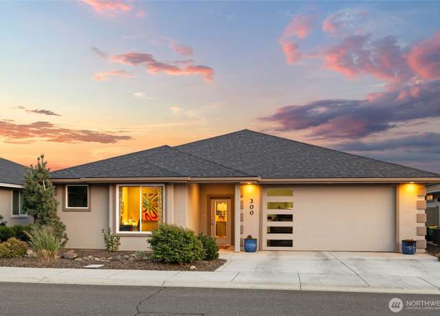 Property at 300 E Stanford Ave, Ellensburg, WA 98926, 3 beds, 2 baths