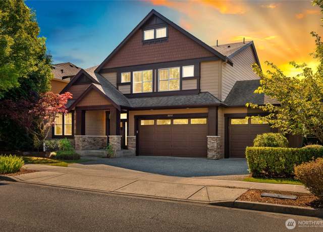 Property at 23717 NE 108th Pl, Redmond, WA 98053, 4 beds, 3 baths