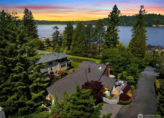 Property at 3089 W Lake Sammamish Pkwy NE, Redmond, WA 98052, 3 beds, 2 baths