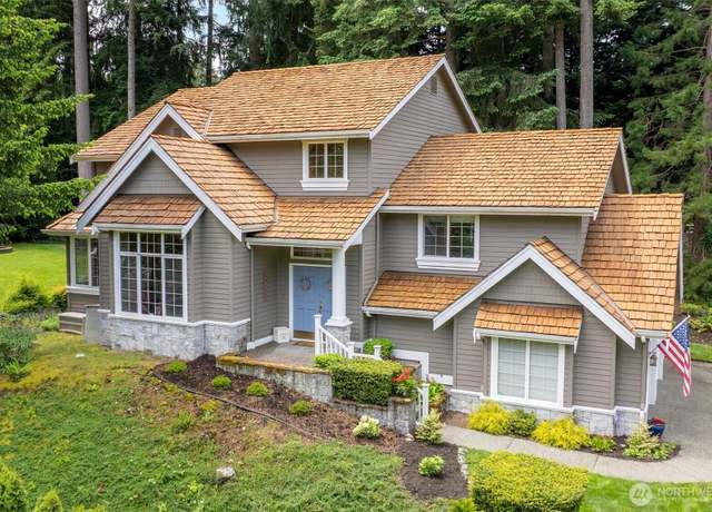 Property at 1904 25th Street Ct NW, Gig Harbor, WA 98335, 4 beds, 3.5 baths