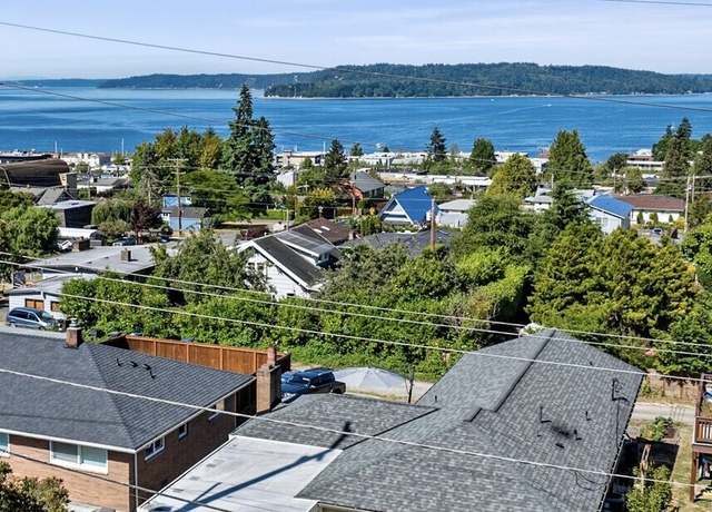Property at 22023 11th Ave S, Des Moines, WA 98198, 3 beds, 2 baths