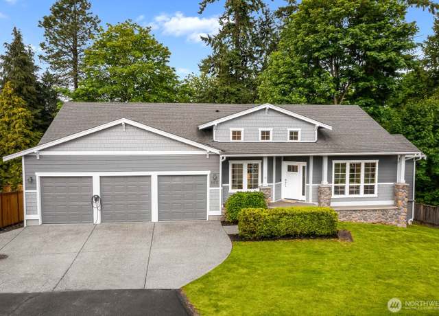 Property at 18112 40th Ave W, Lynnwood, WA 98037, 4 beds, 2.5 baths