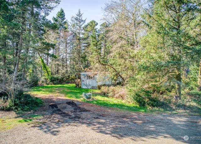 Property at 24007 V Ln Ln, Ocean Park, WA 98640