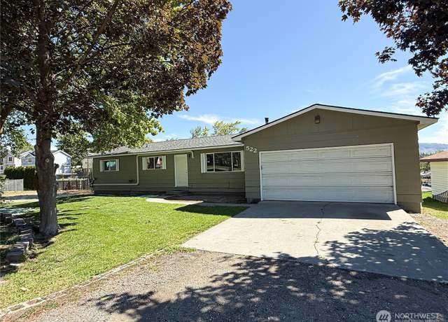 Property at 522 Ironwood St, Omak, WA 98841, 5 beds, 3 baths