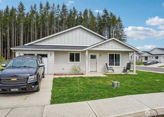 Property at 2007 Apple Rd, Winlock, WA 98596, 3 beds, 2 baths