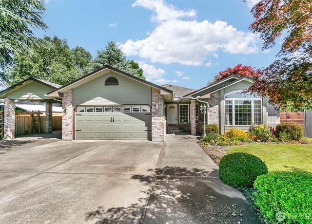 Property at 234 Sparks Dr, Kelso, WA 98626, 3 beds, 2 baths